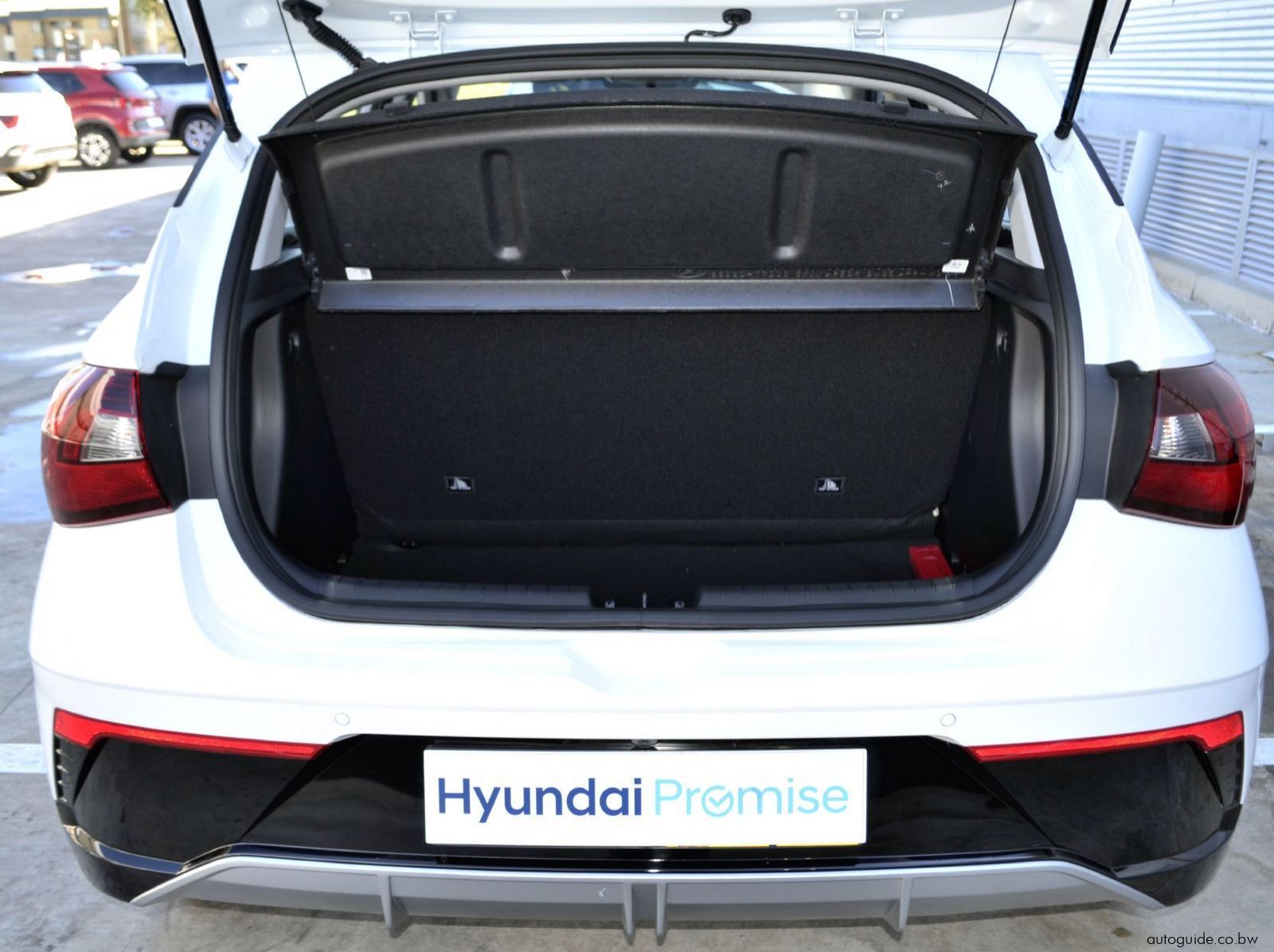 2025 Hyundai i20 pictures