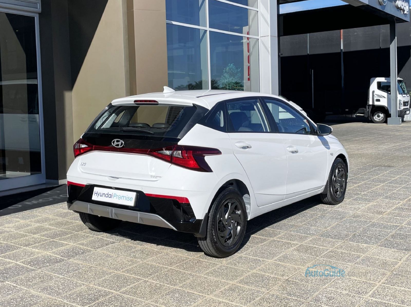 2025 Hyundai i20 pictures