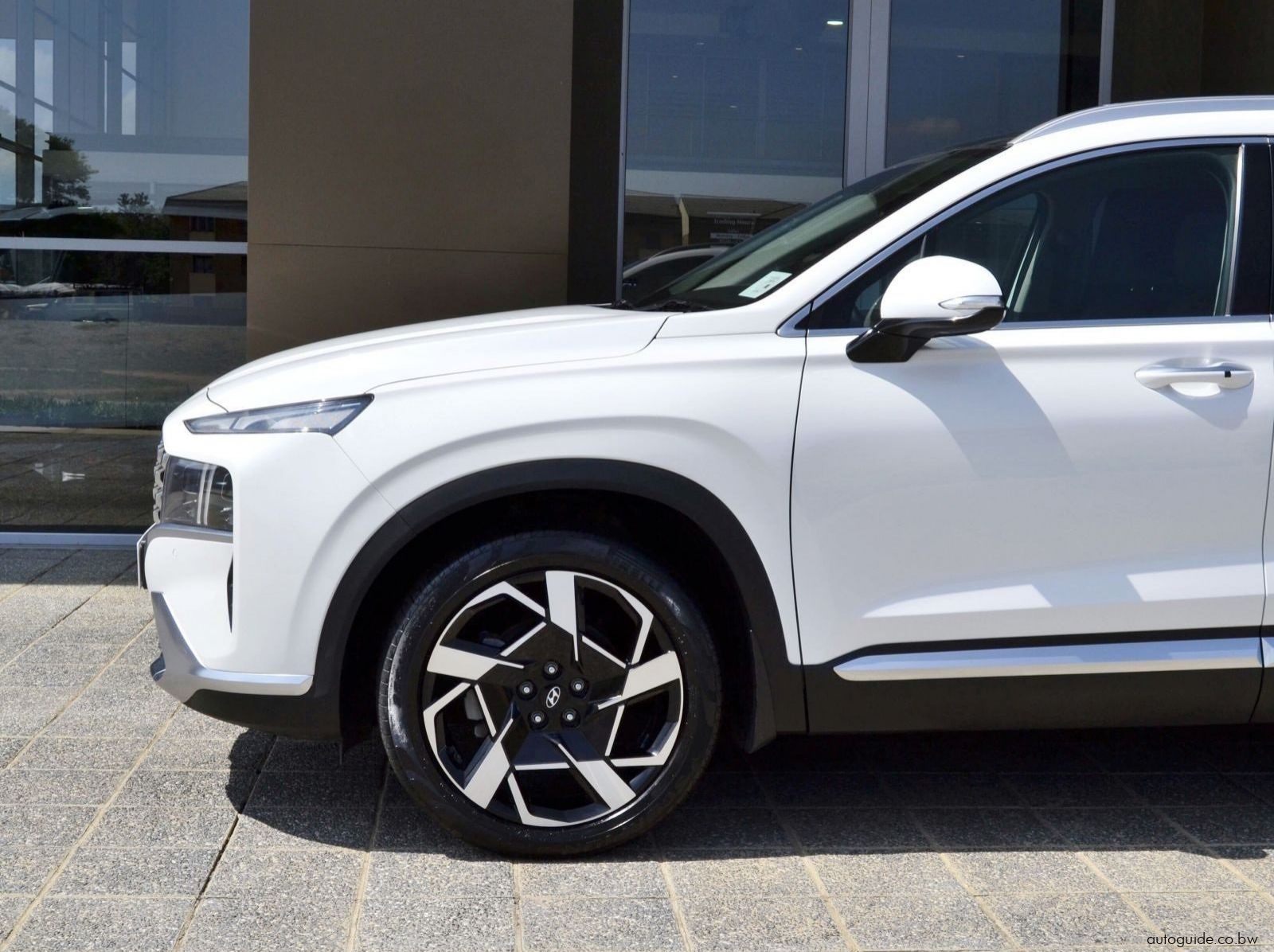 2021 Hyundai Santa Fe Elite pictures
