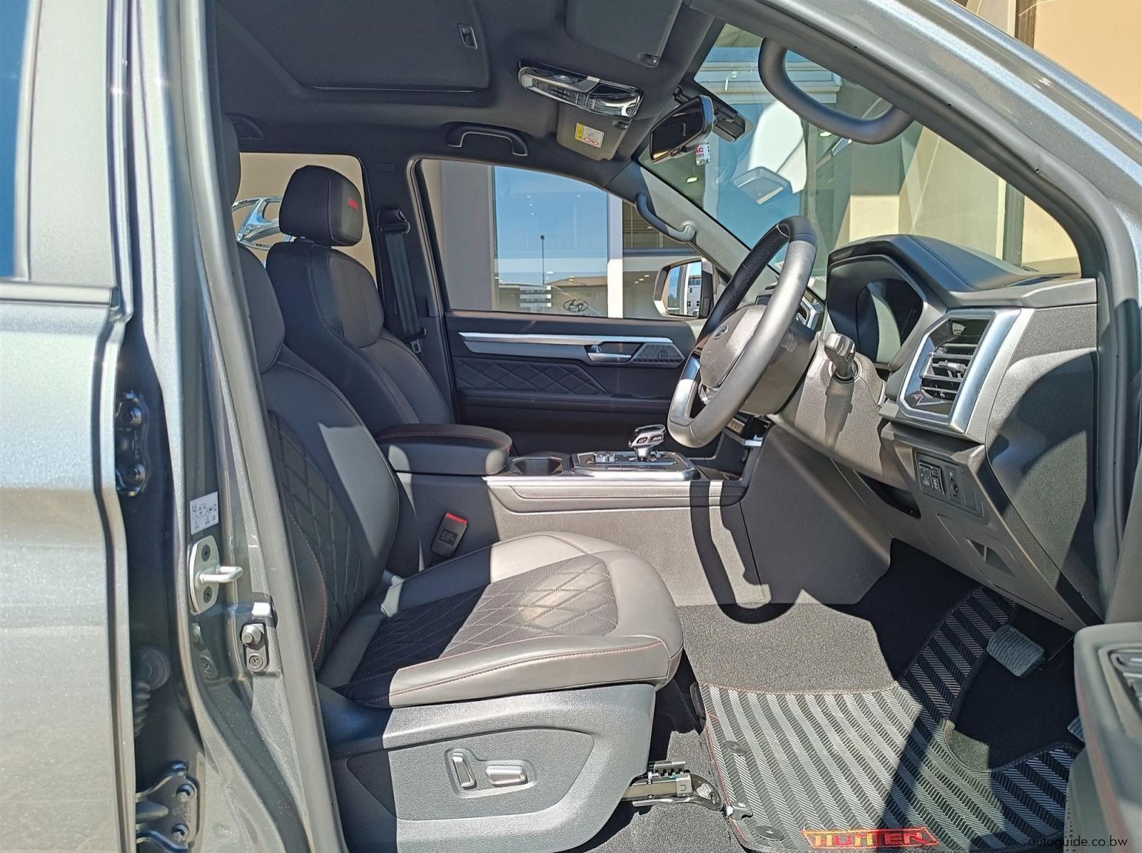 2026 JAC T9 Hunter 2.0CTI AWD pictures