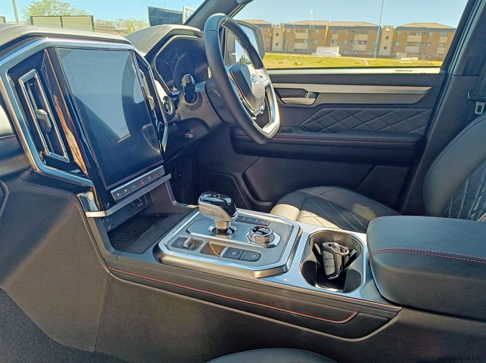 2026 JAC T9 Hunter 2.0CTI AWD pictures