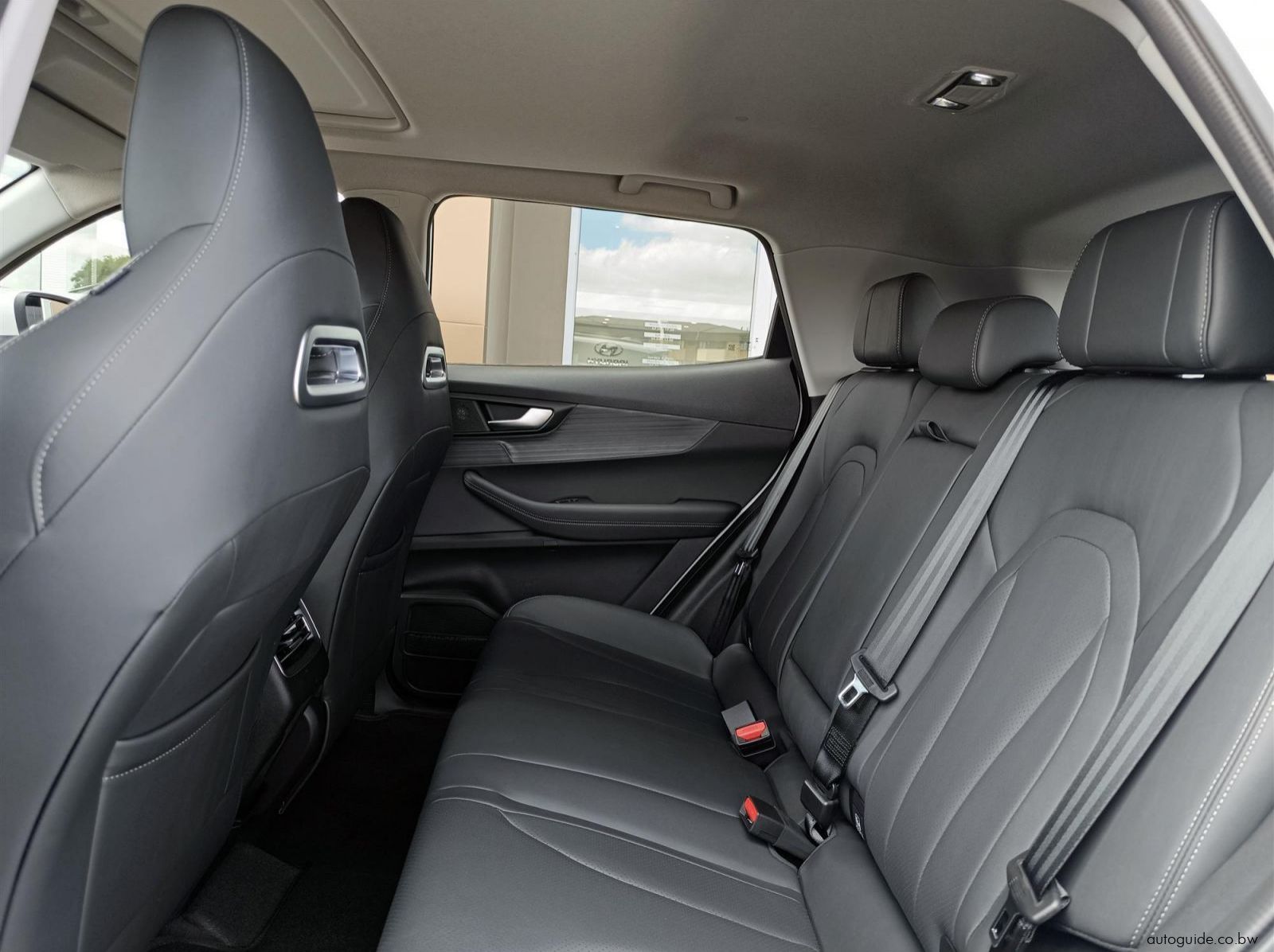 2026 Chery Tiggo 4 1.5T Cross Elite pictures