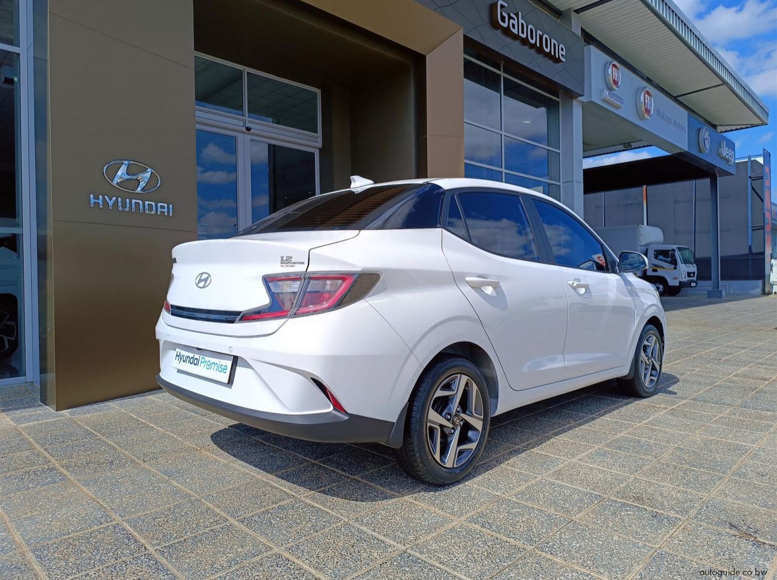 2025 Hyundai Grand i10 1.2 Executive Sedan pictures