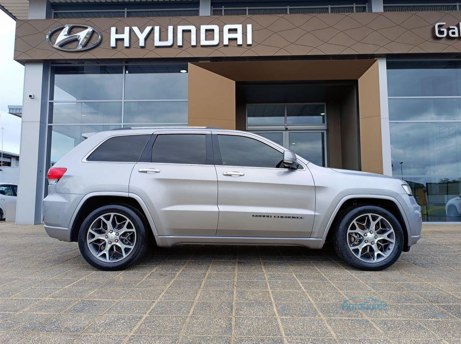 2021 Jeep Grand Cherokee  pictures