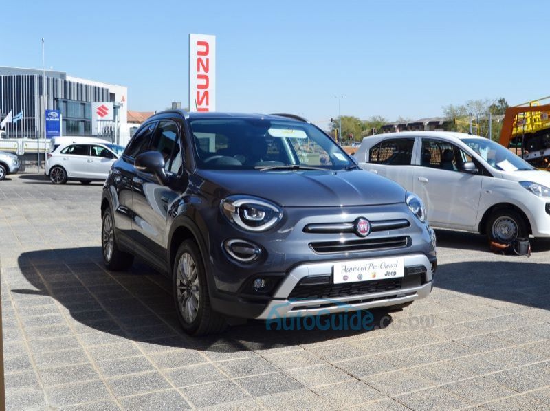 2022 Fiat 500 X pictures