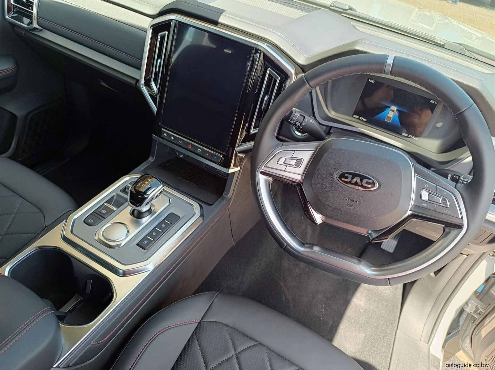 2026 JAC T9 CTi Super Lux P/U D/C A/T pictures