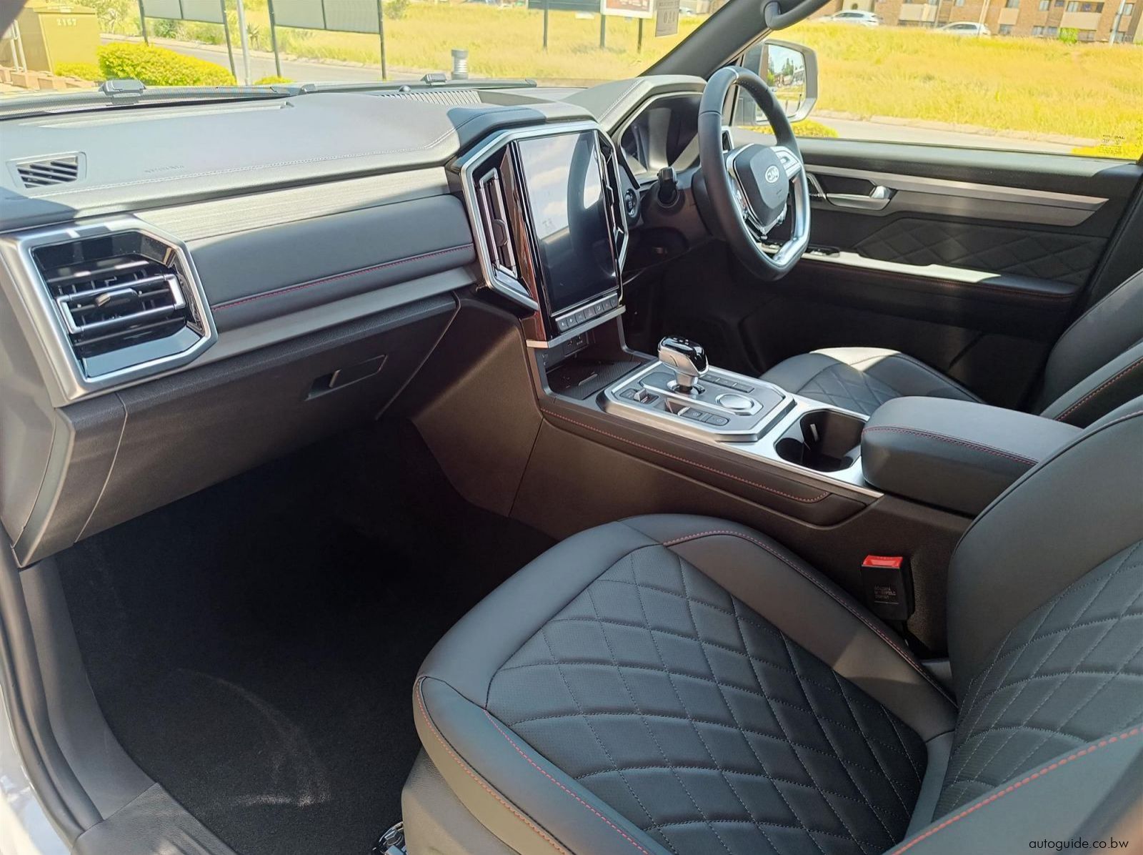 2026 JAC T9 CTi Super Lux P/U D/C A/T pictures