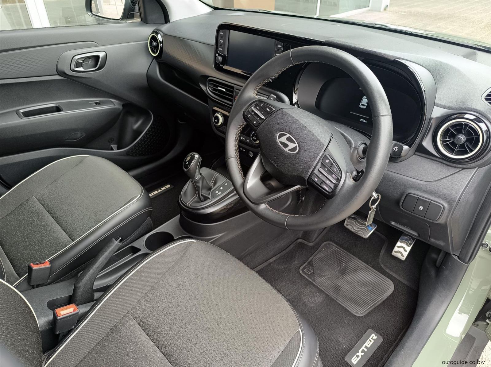 2025 Hyundai Exter  pictures