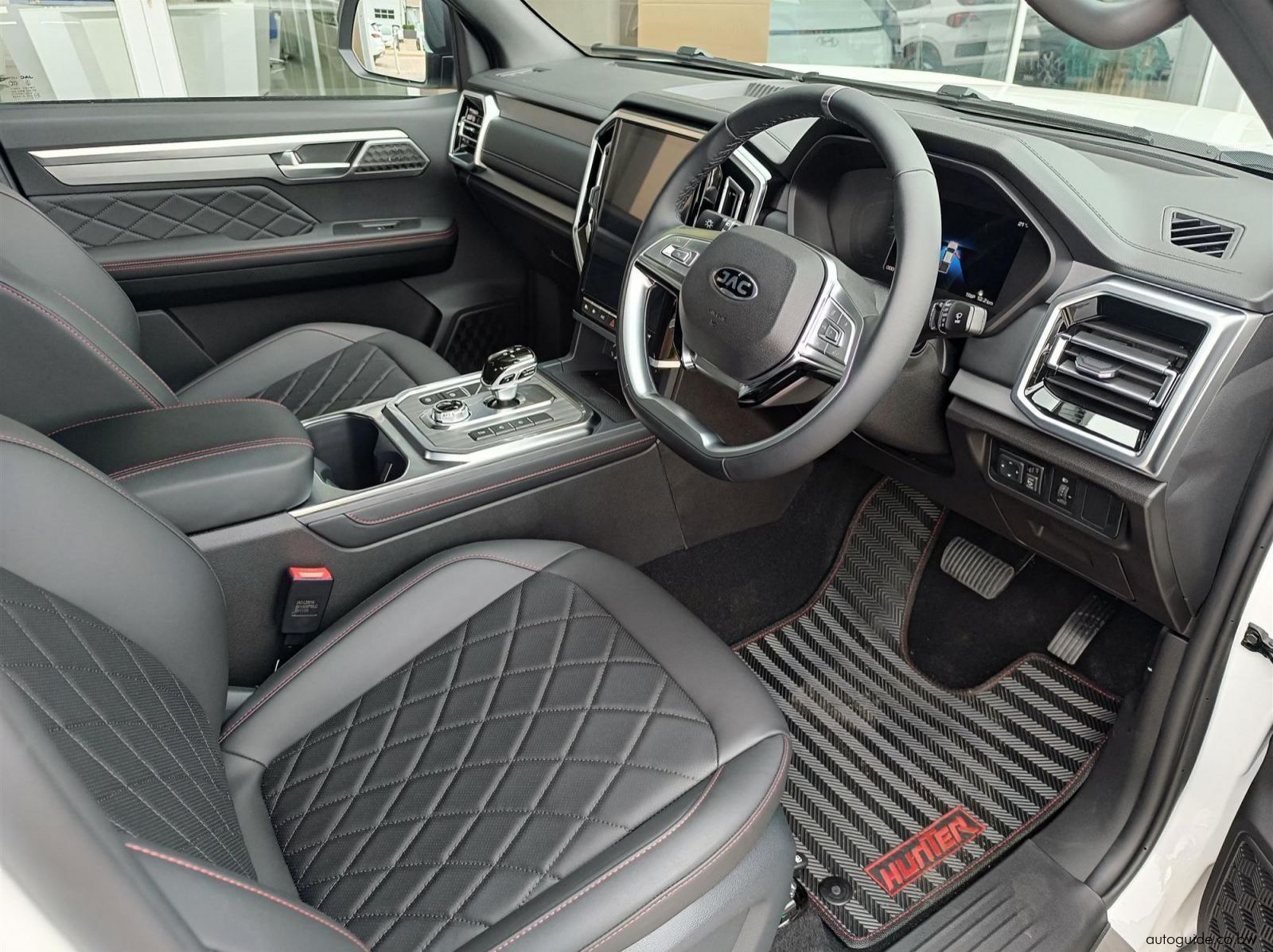 2026 JAC T9 Hunter 2.0L CTi 4x4 AT D/Cab pictures