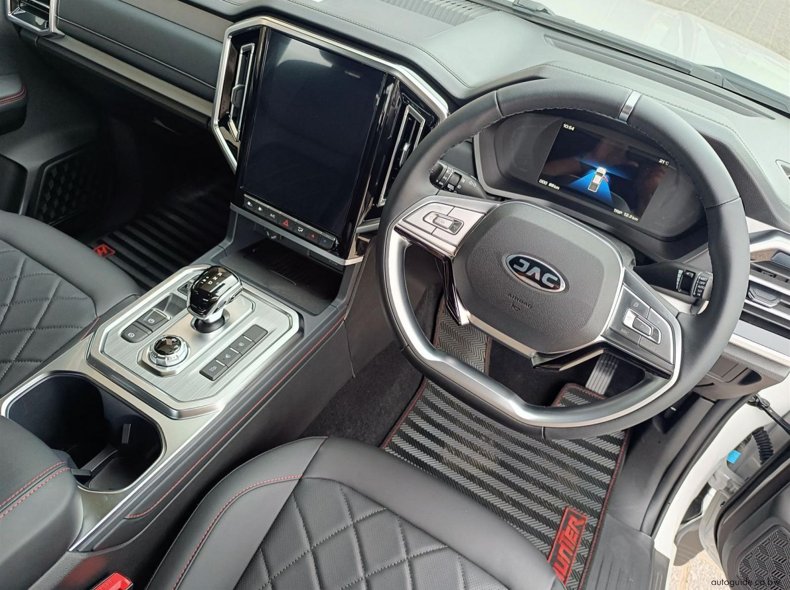 2026 JAC T9 Hunter 2.0L CTi 4x4 AT D/Cab pictures