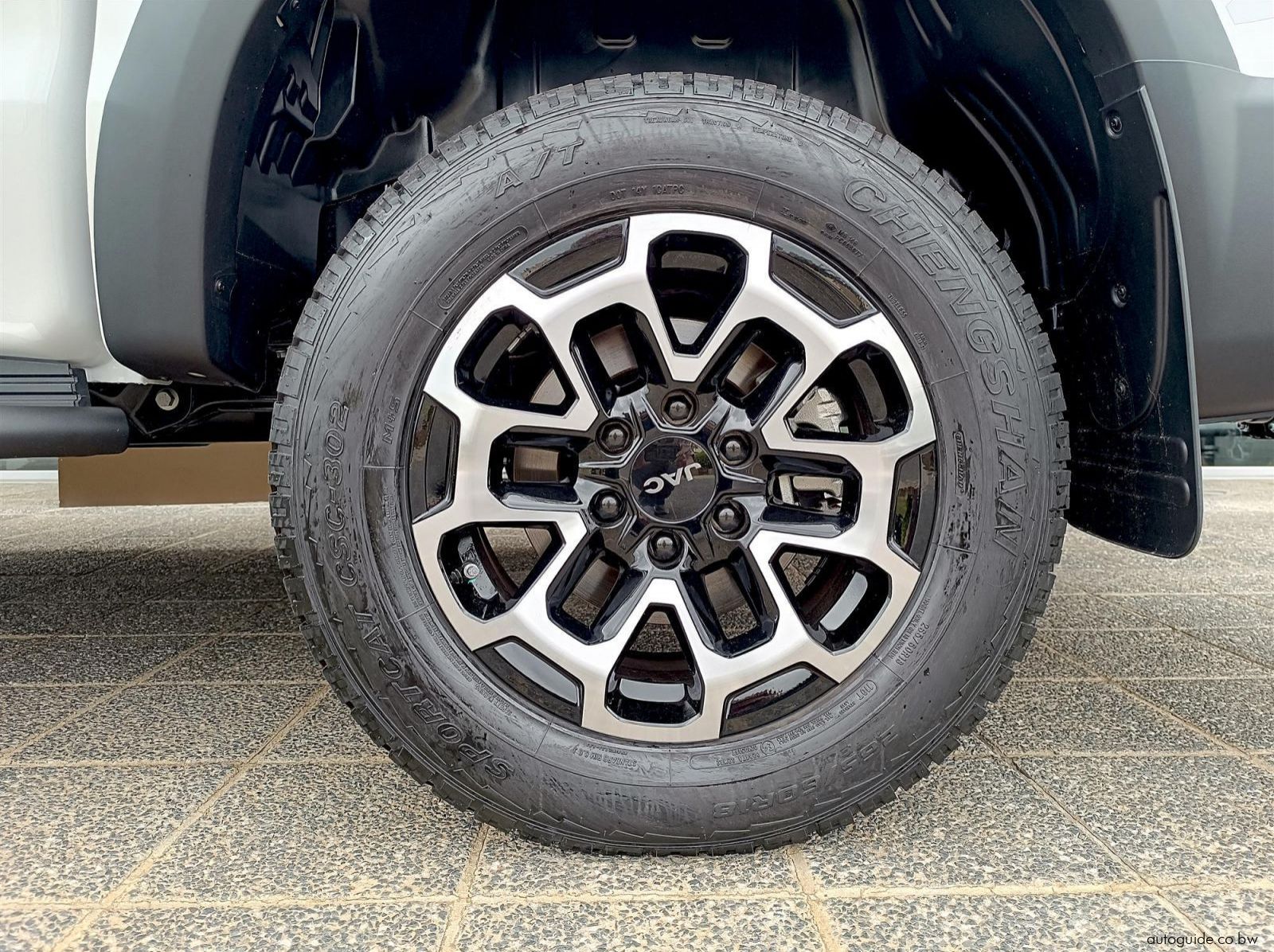 2026 JAC T9 Hunter 2.0L CTi 4x4 AT D/Cab pictures