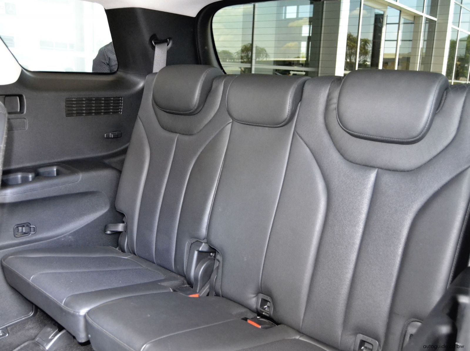 2022 Hyundai Palisade Elite - 7 Seater pictures