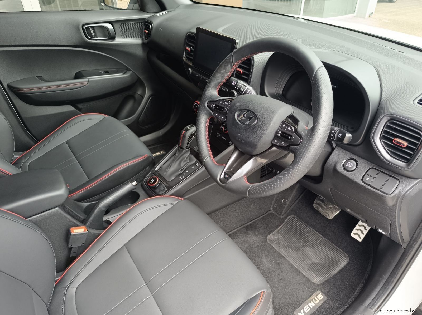 2026 Hyundai Venue 1.0T pictures