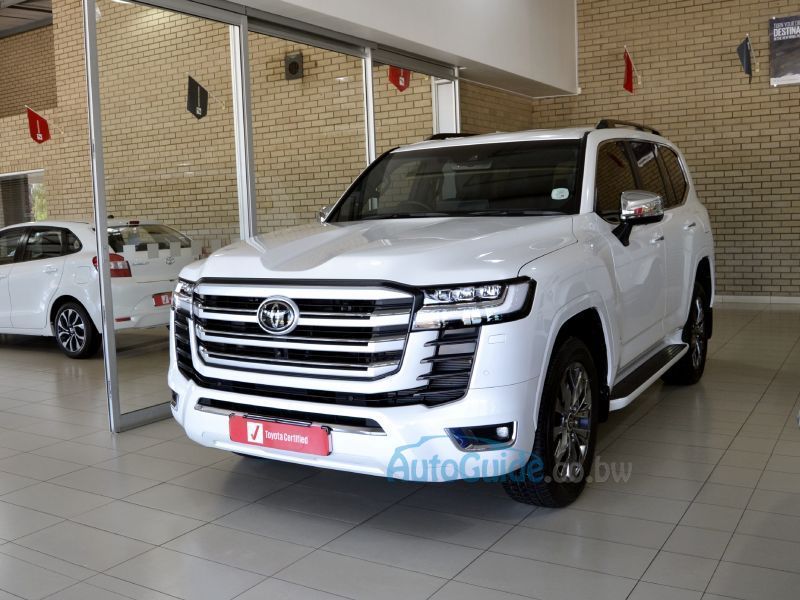 2023 Toyota Land Cruiser 300 Series 3.3TD V6 ZX photo