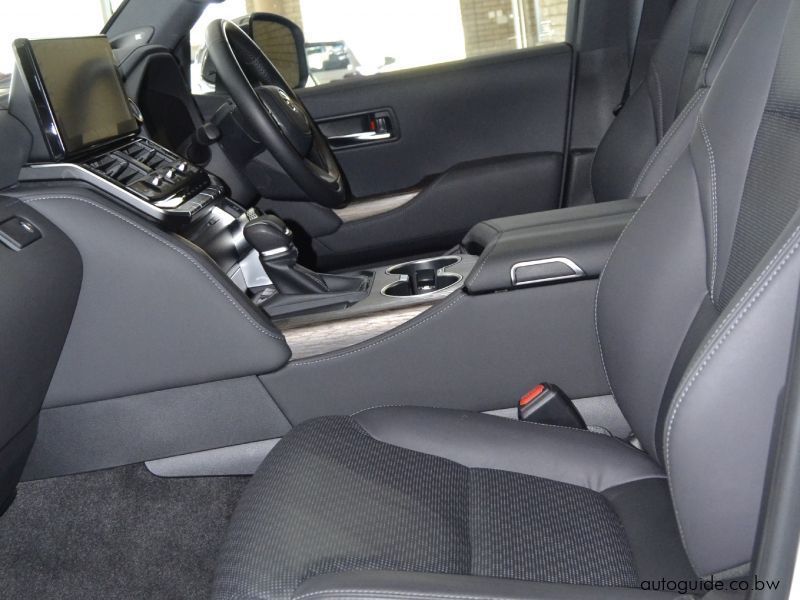 2023 Toyota Land Cruiser 300 Series 3.3TD V6 ZX photo