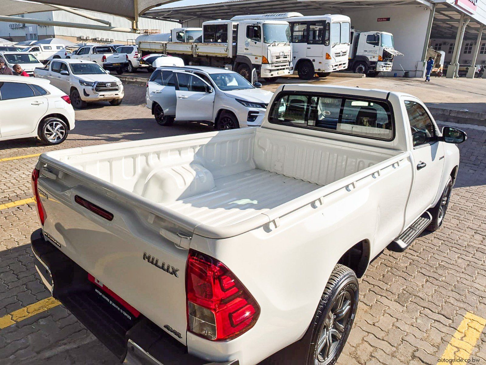 2026 Toyota Hilux photo