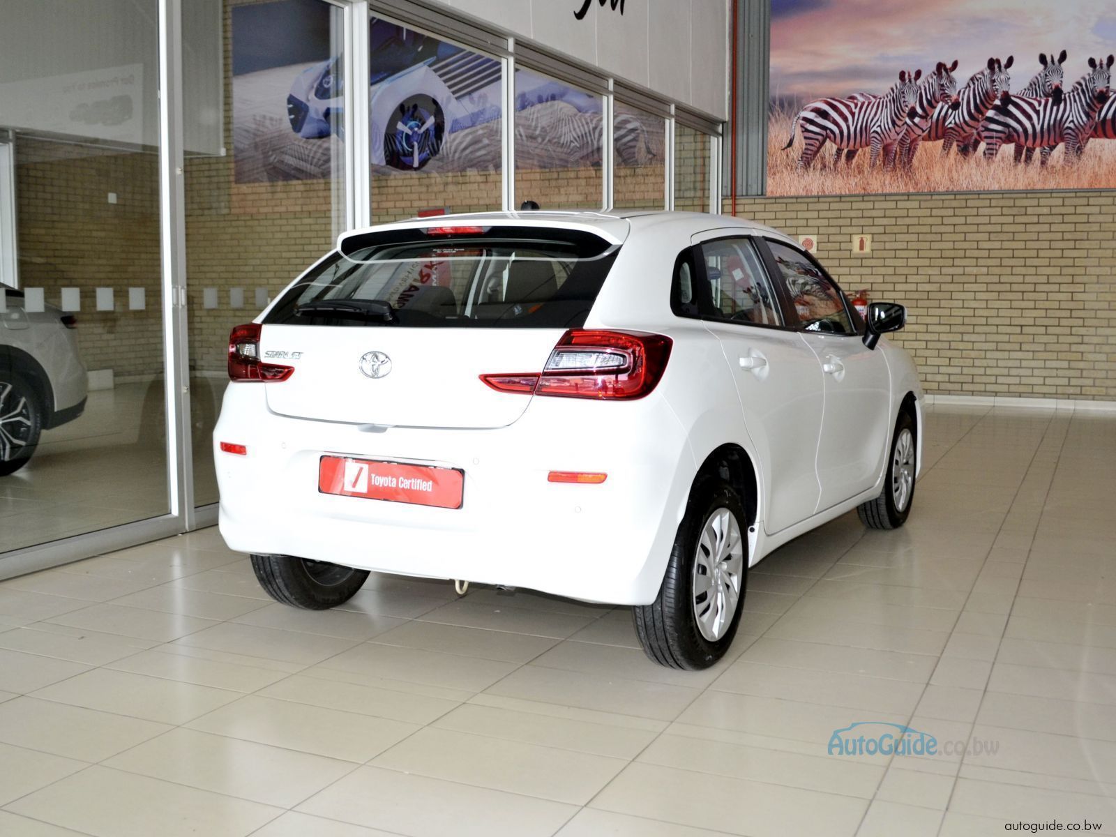 2022 Toyota Starlet 1.5 Xi photo