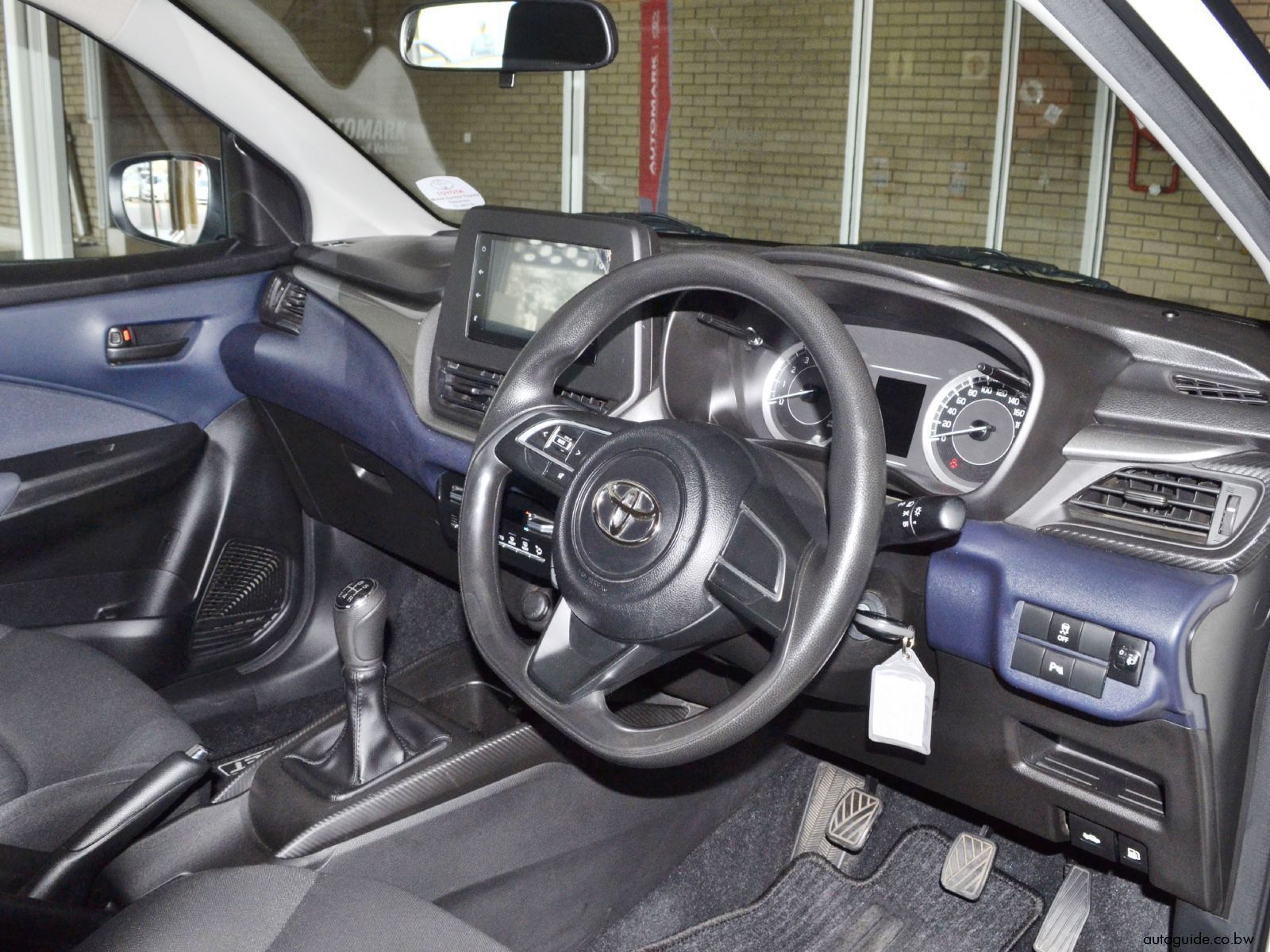 2022 Toyota Starlet 1.5 Xi photo