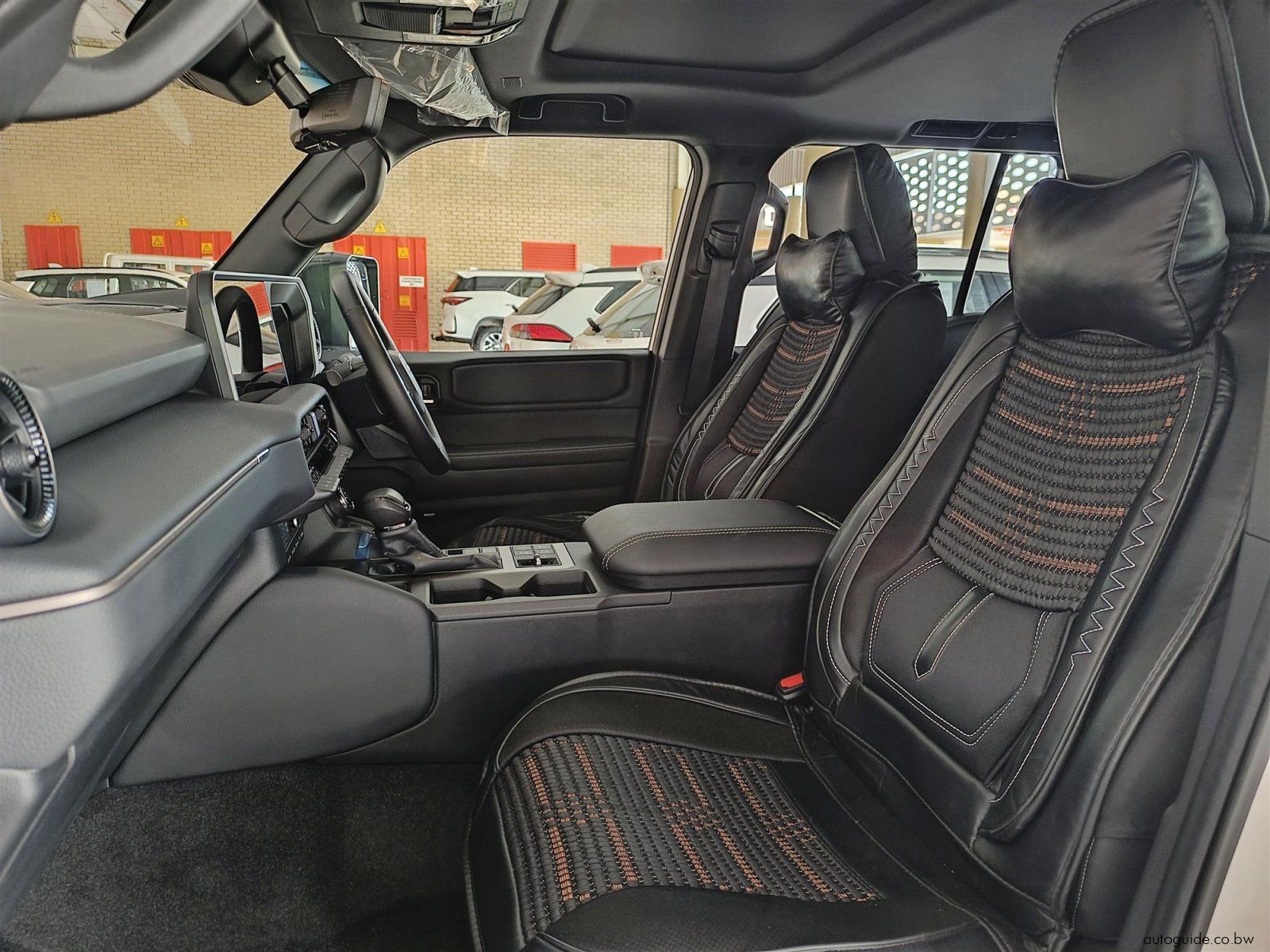 2025 Toyota Prado VX-R 2.8GD TX photo
