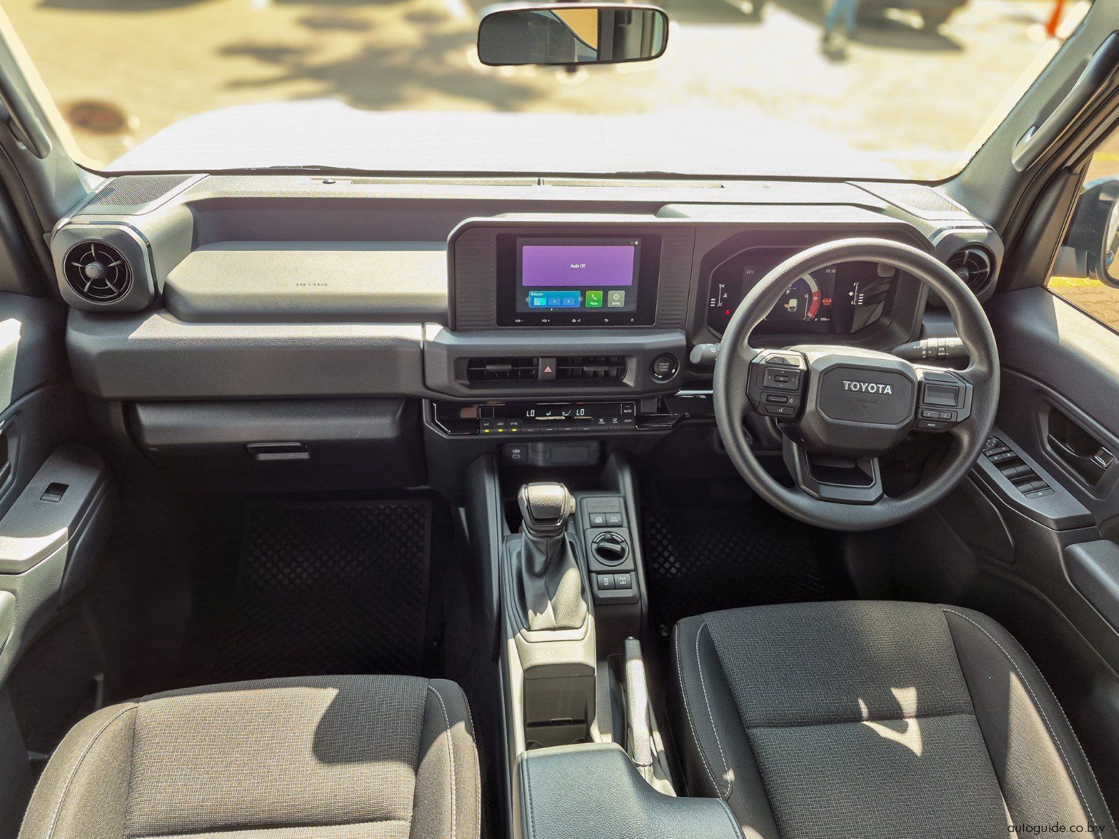 2026 Toyota FJ Cruiser photo