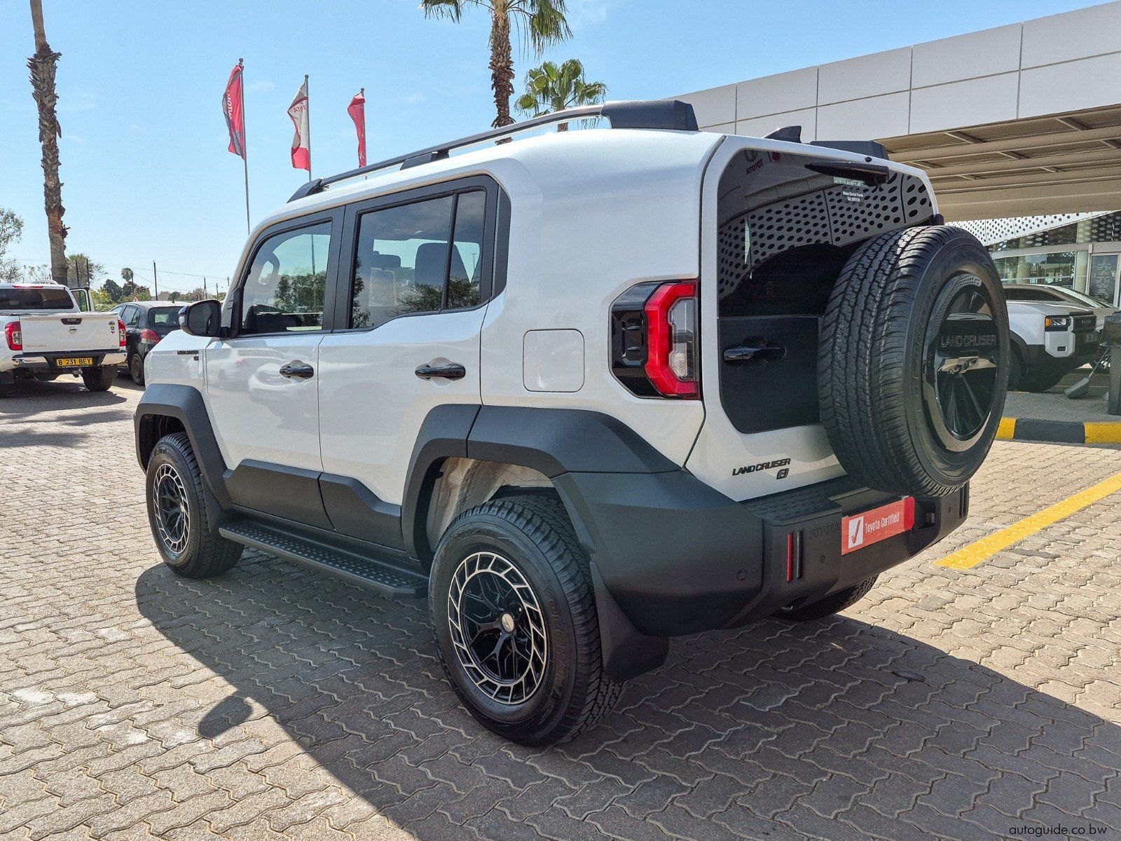 2026 Toyota FJ Cruiser photo