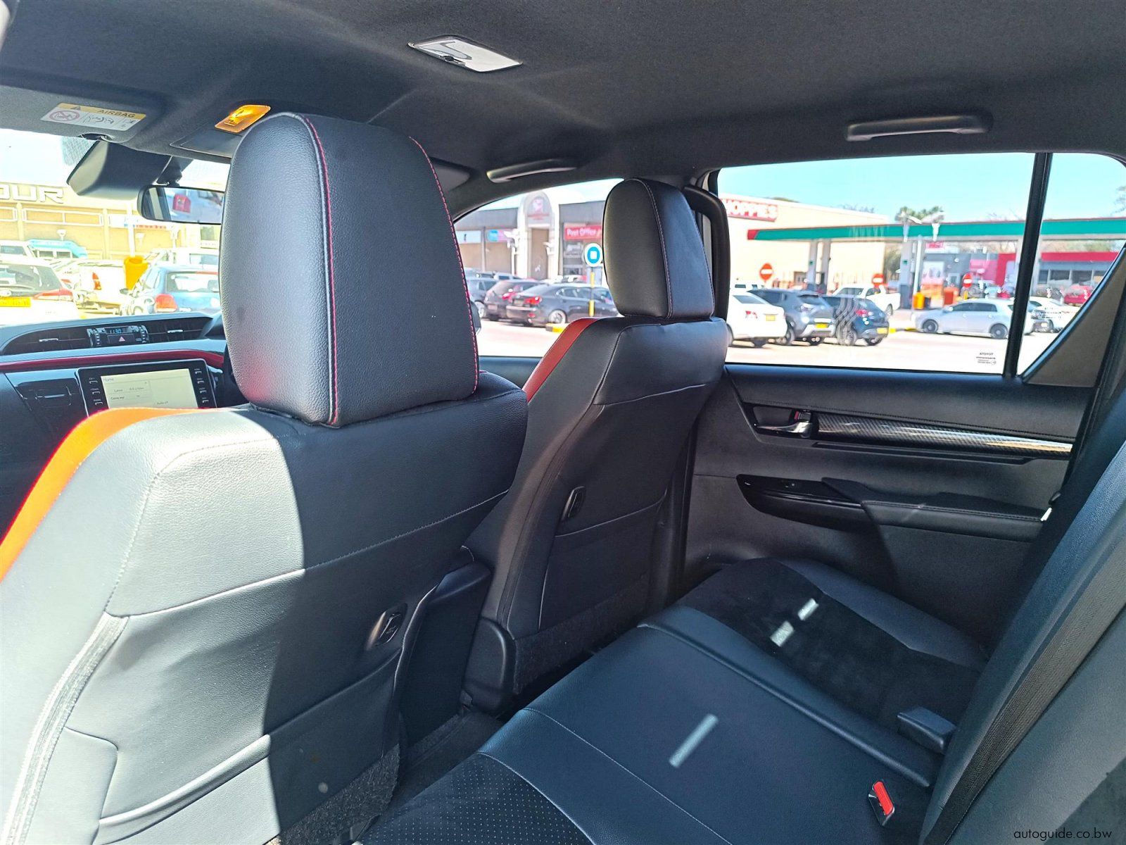 2024 Toyota Hilux GR-Sport II 2.8 GD-6 4x4 photo