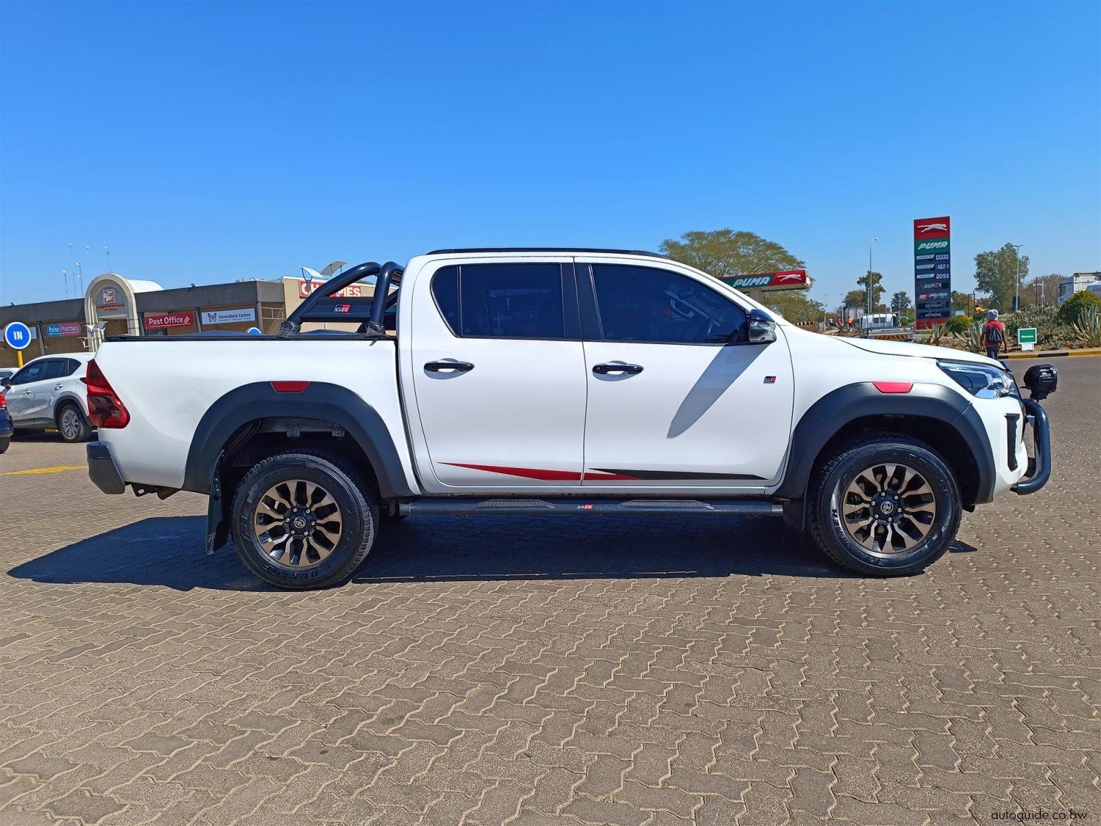 2024 Toyota Hilux GR-Sport II 2.8 GD-6 4x4 photo