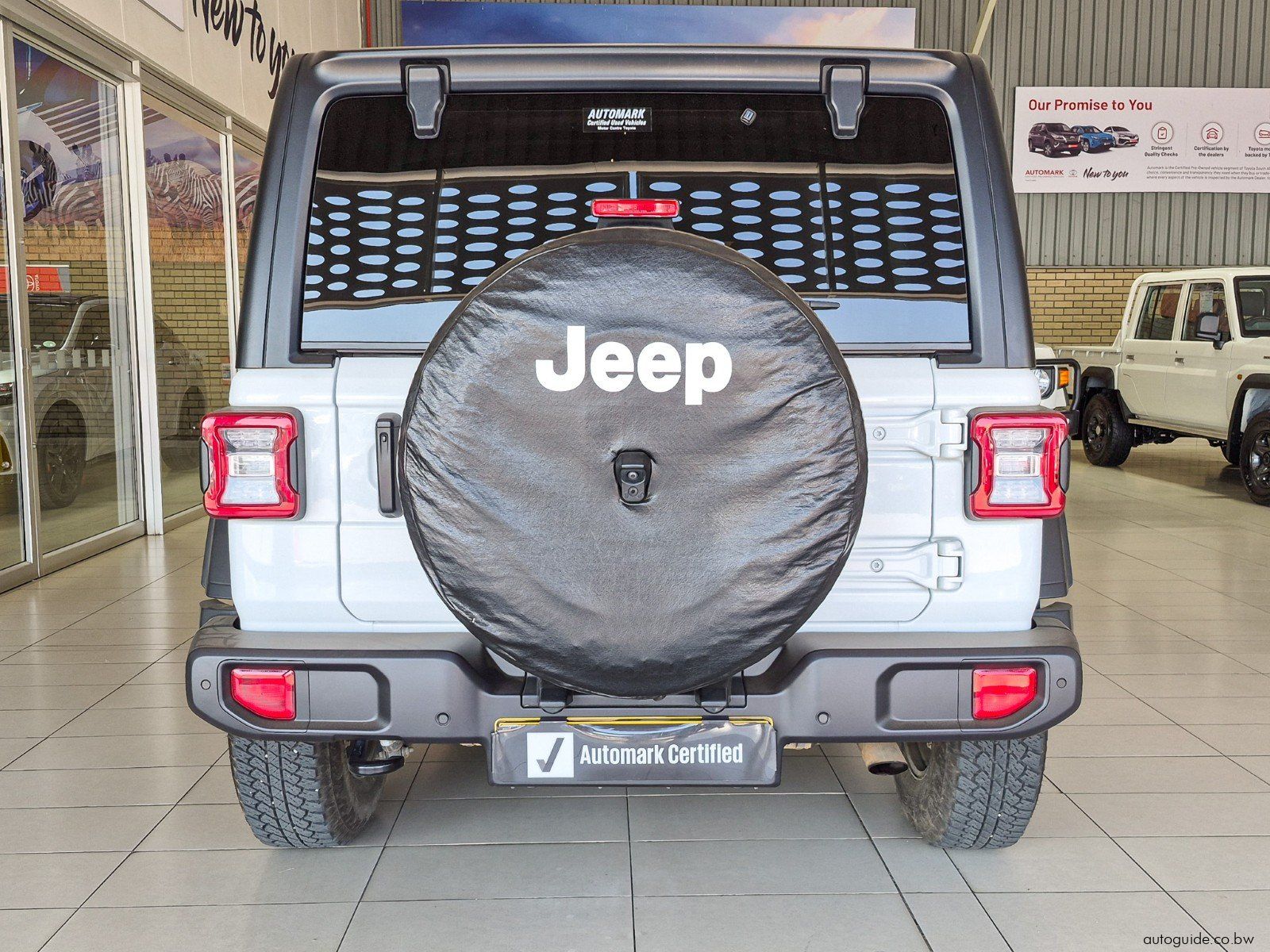 2023 Jeep Wrangler Sport photo