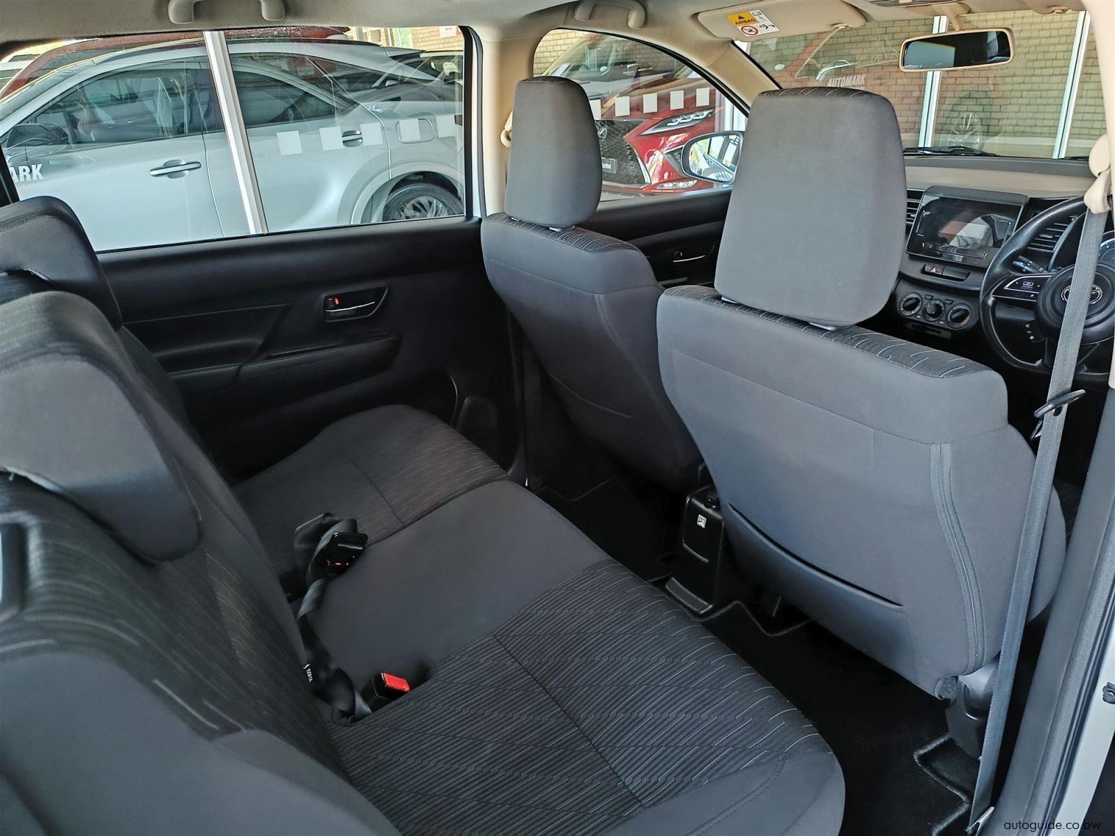 2023 Toyota Rumion 1.5 XS 7 Seater photo