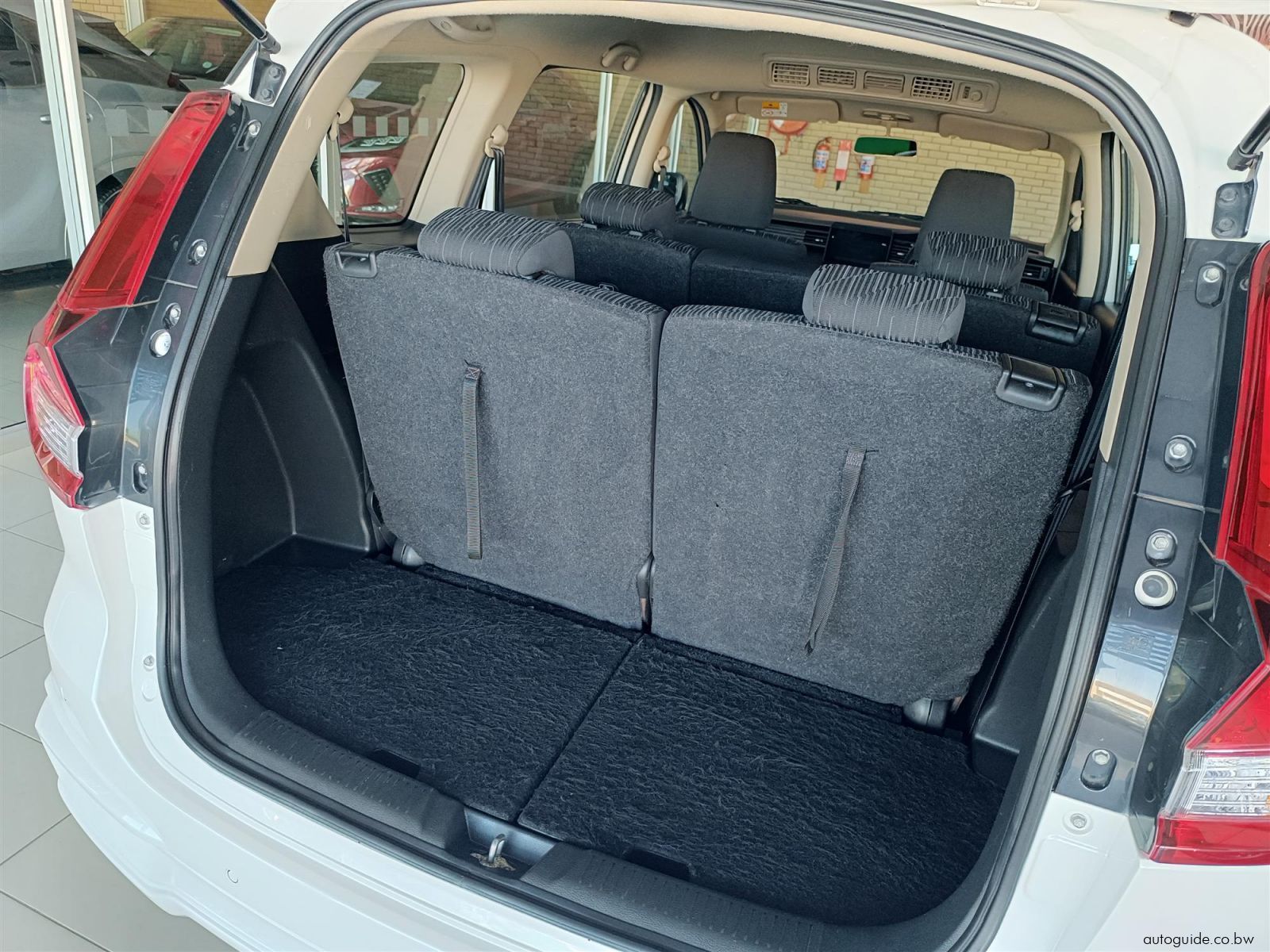 2023 Toyota Rumion 1.5 XS 7 Seater photo