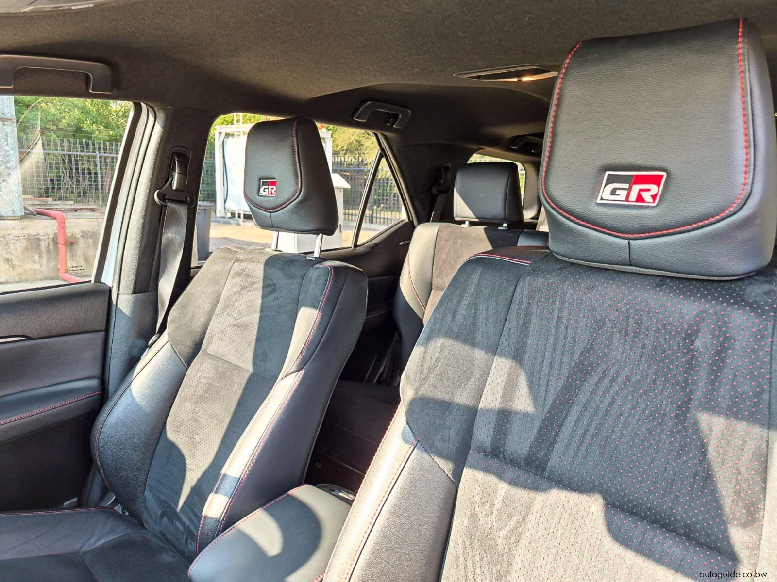 2025 Toyota Fortuner GR-S 4x4 photo