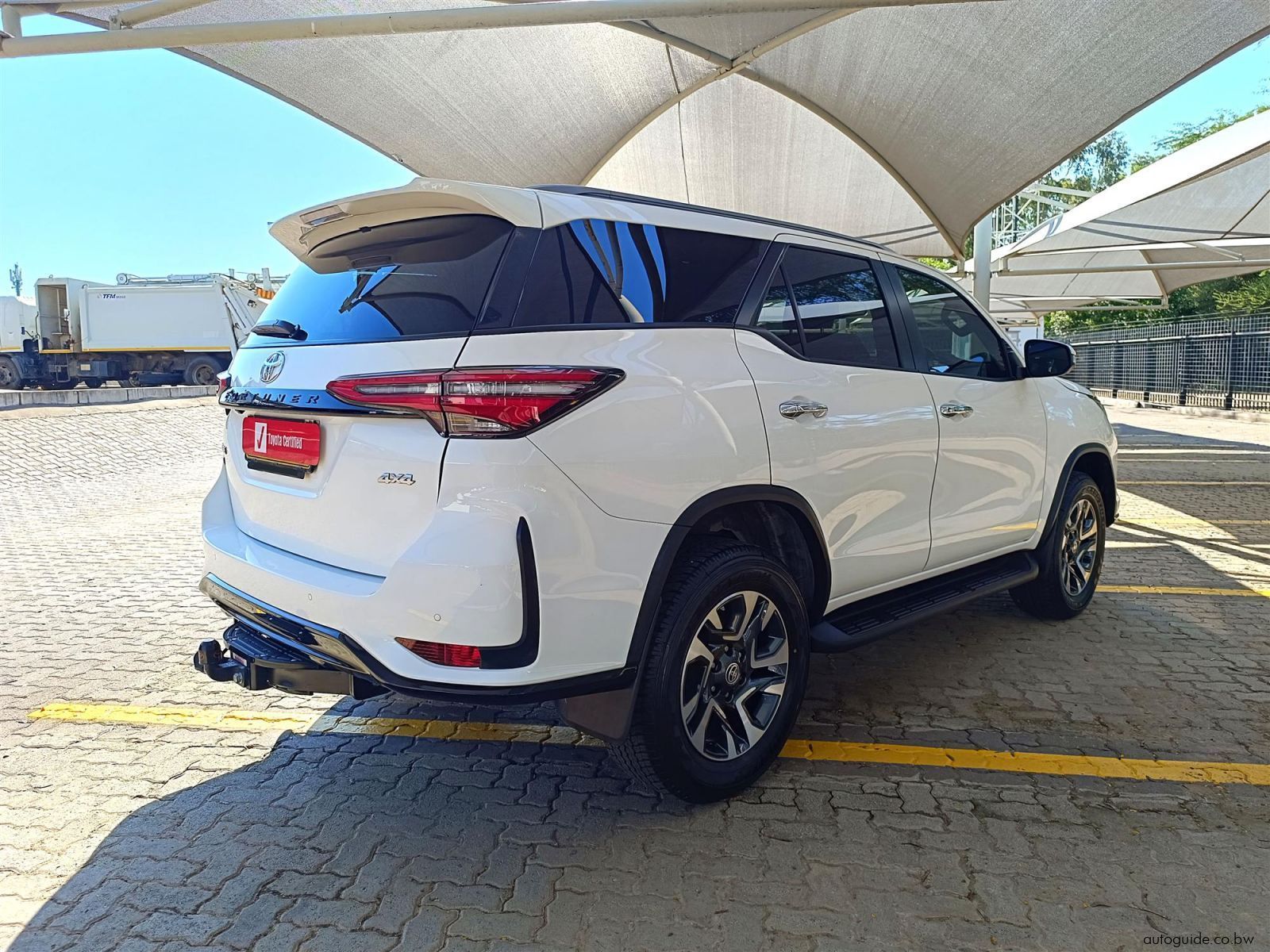 2025 Toyota Fortuner 2.8 GD6 VX 4x4 AT photo