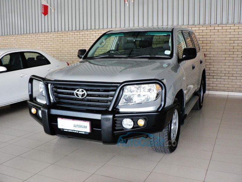 13 Toyota Land Cruiser 0 Series Td V8 Gx For Sale 142 900 Km Manual Transmission Motor Centre Toyota