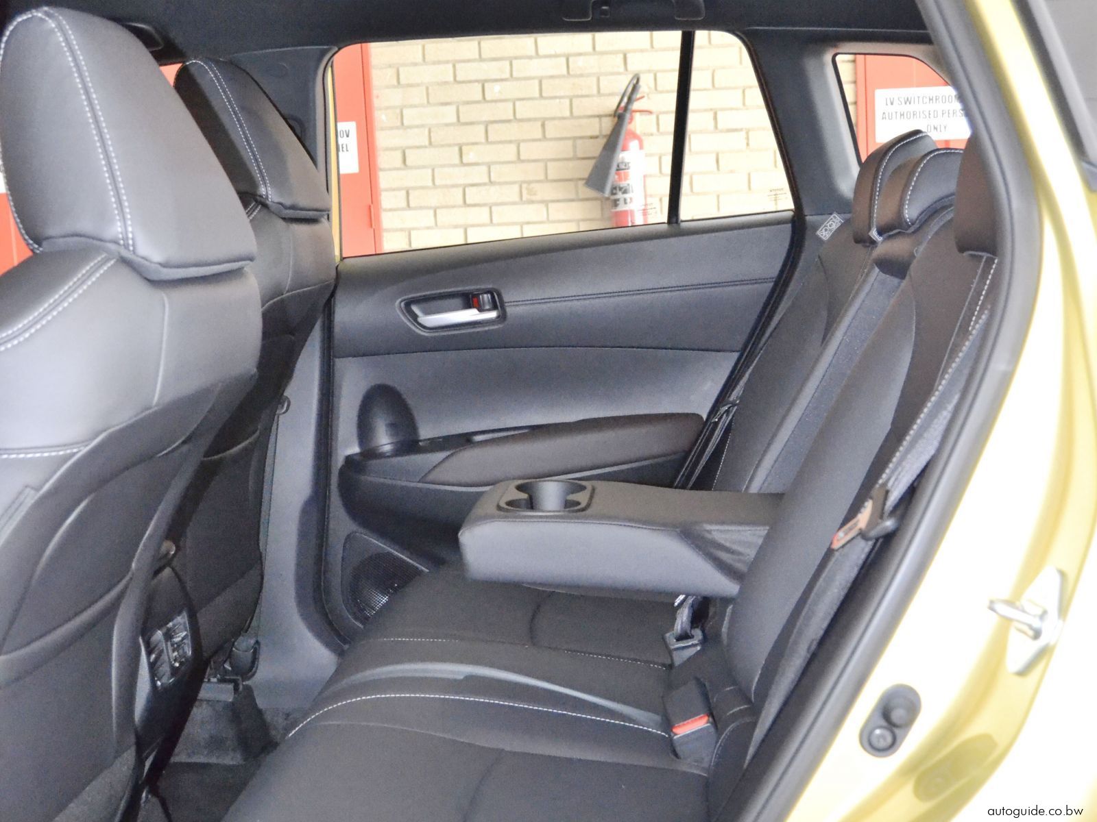 2025 Toyota Corolla Cross XR photo