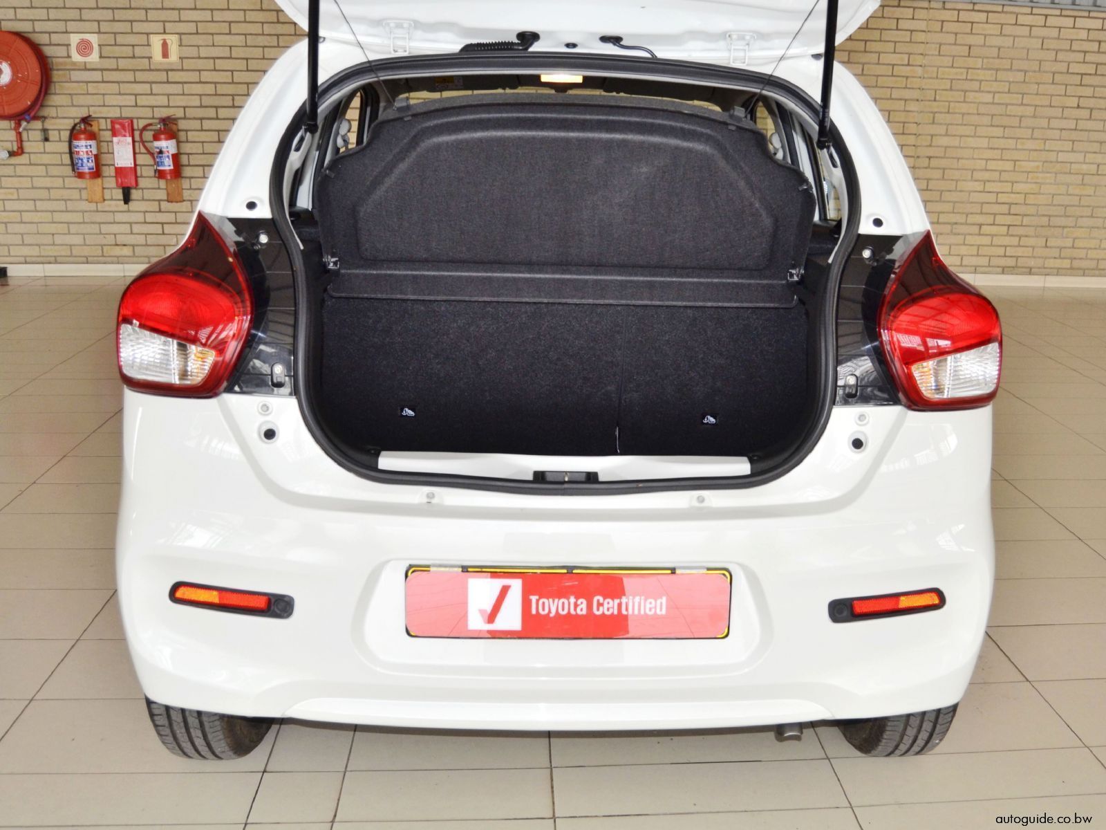 2025 Toyota Vitz photo