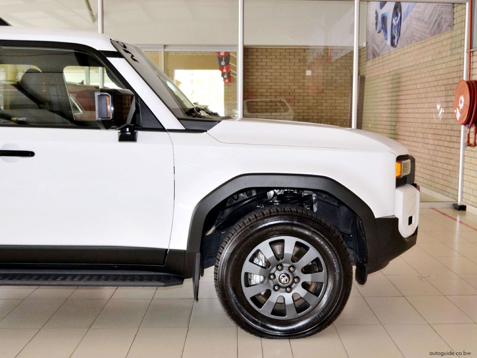 2025 Toyota Prado 2.8GD VX-R photo