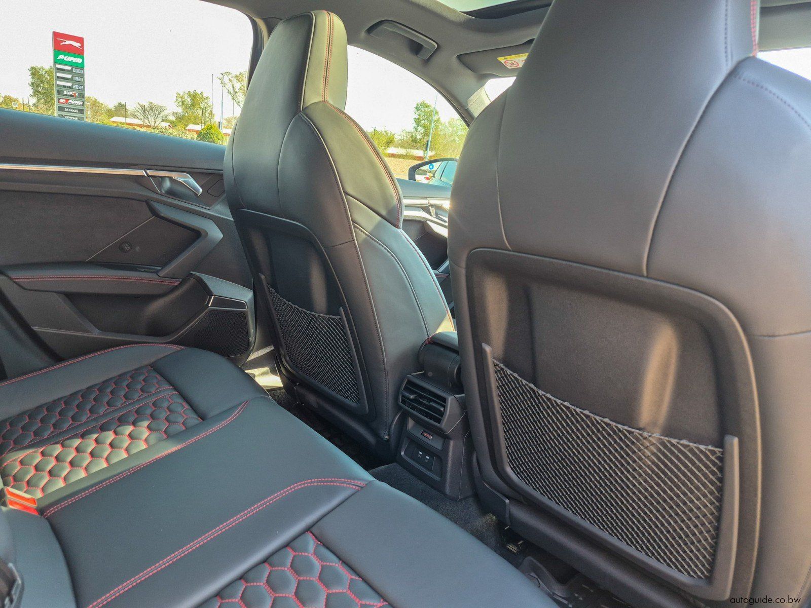 2024 Audi RS3 Sportback Quattro S tronic photo