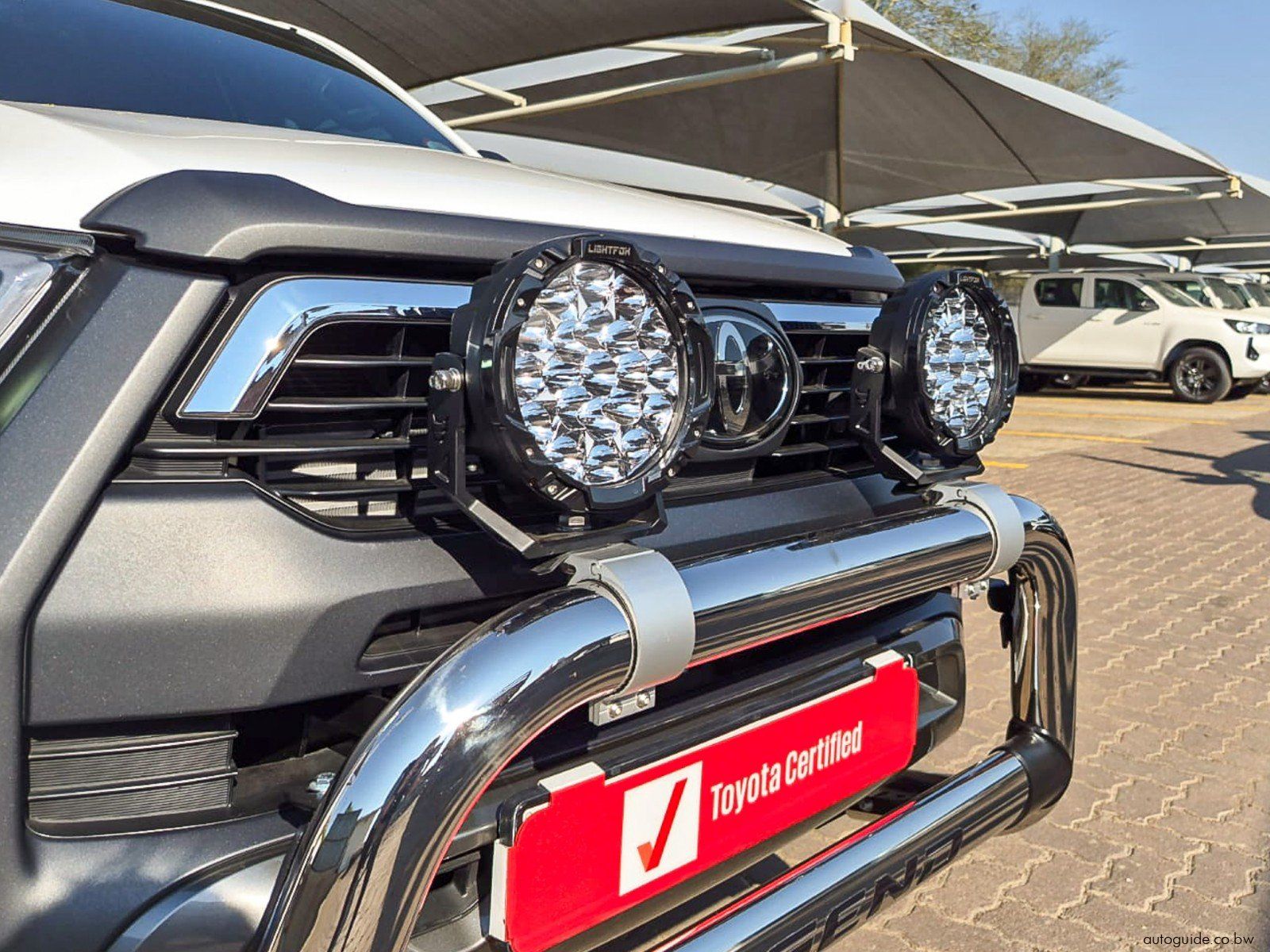 2024 Toyota Hilux Xtra Cab photo