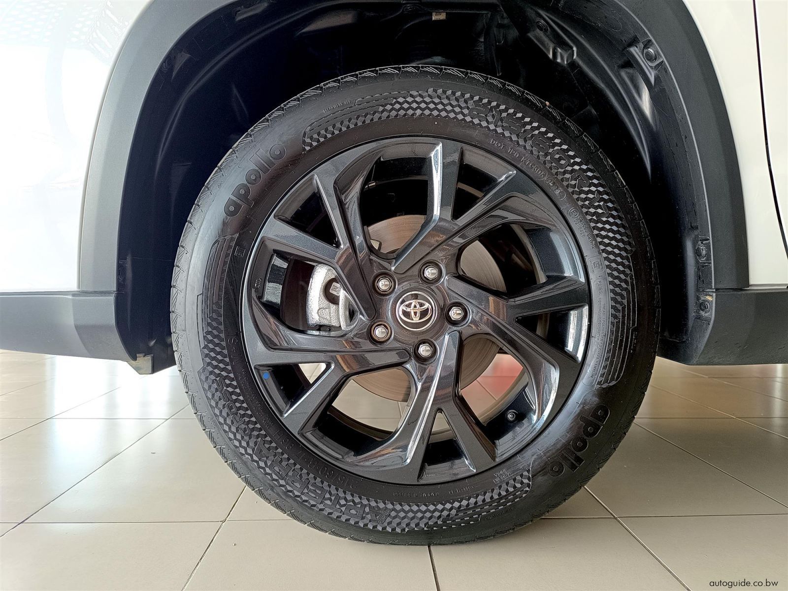 2024 Toyota Urban Cruiser 1.5 XR photo