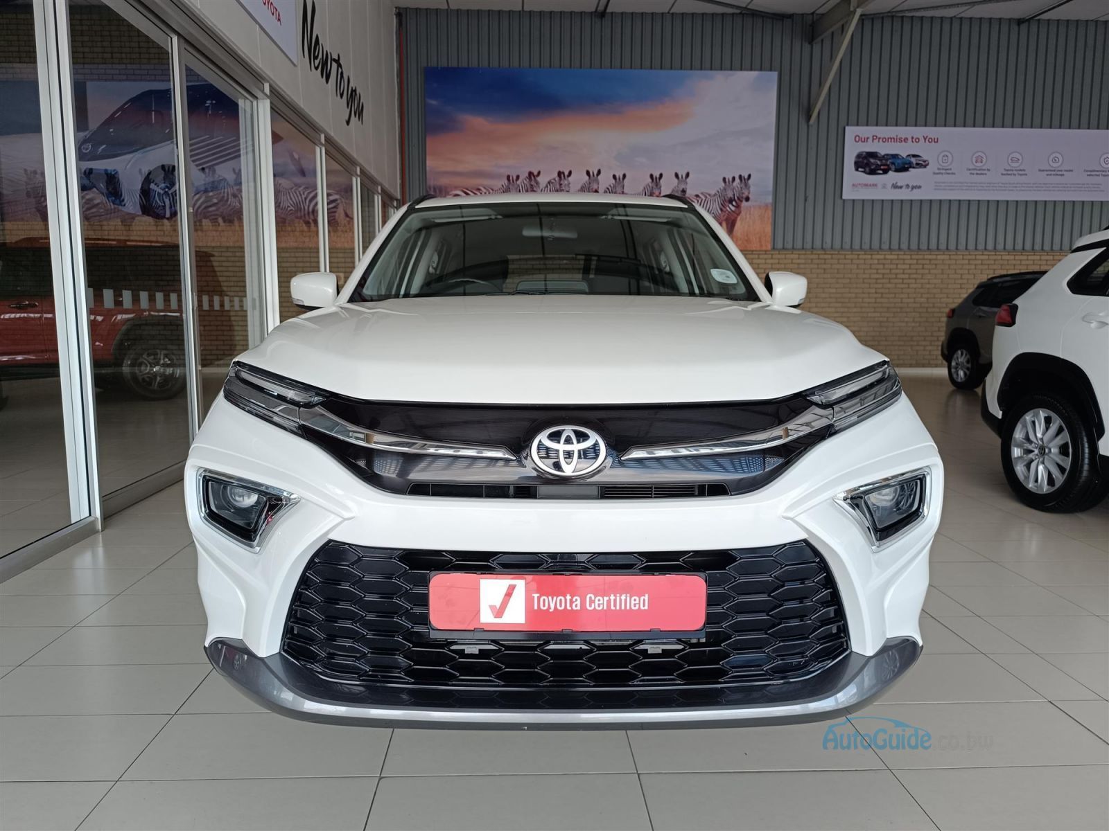 2024 Toyota Urban Cruiser 1.5 XR photo
