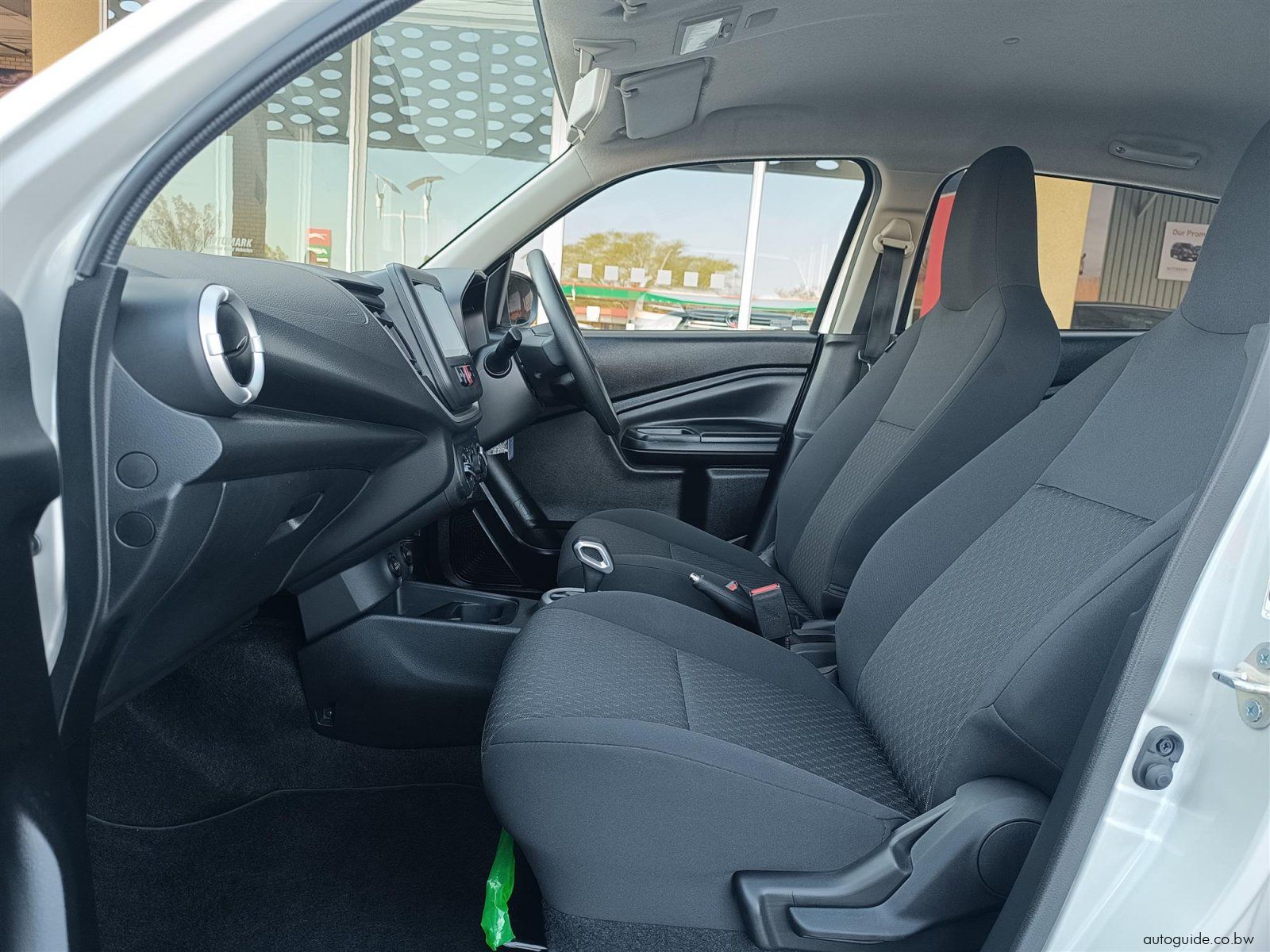 2026 Toyota Vitz 1.0L XR A/T photo