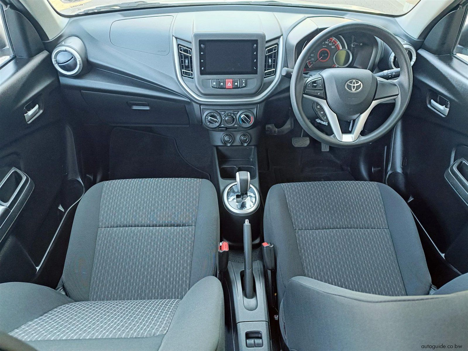 2026 Toyota Vitz 1.0L XR A/T photo