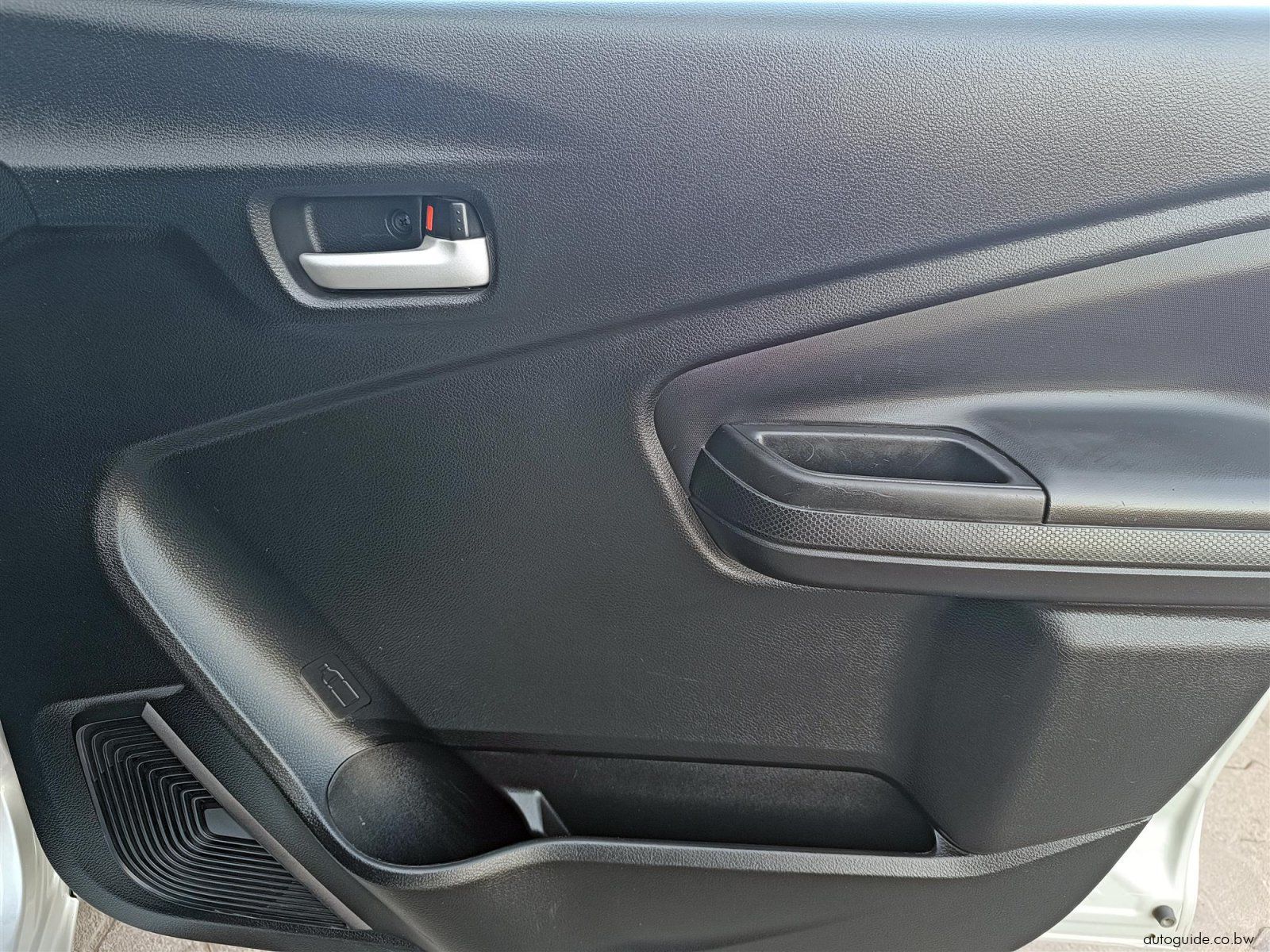 2026 Toyota Vitz 1.0L XR A/T photo