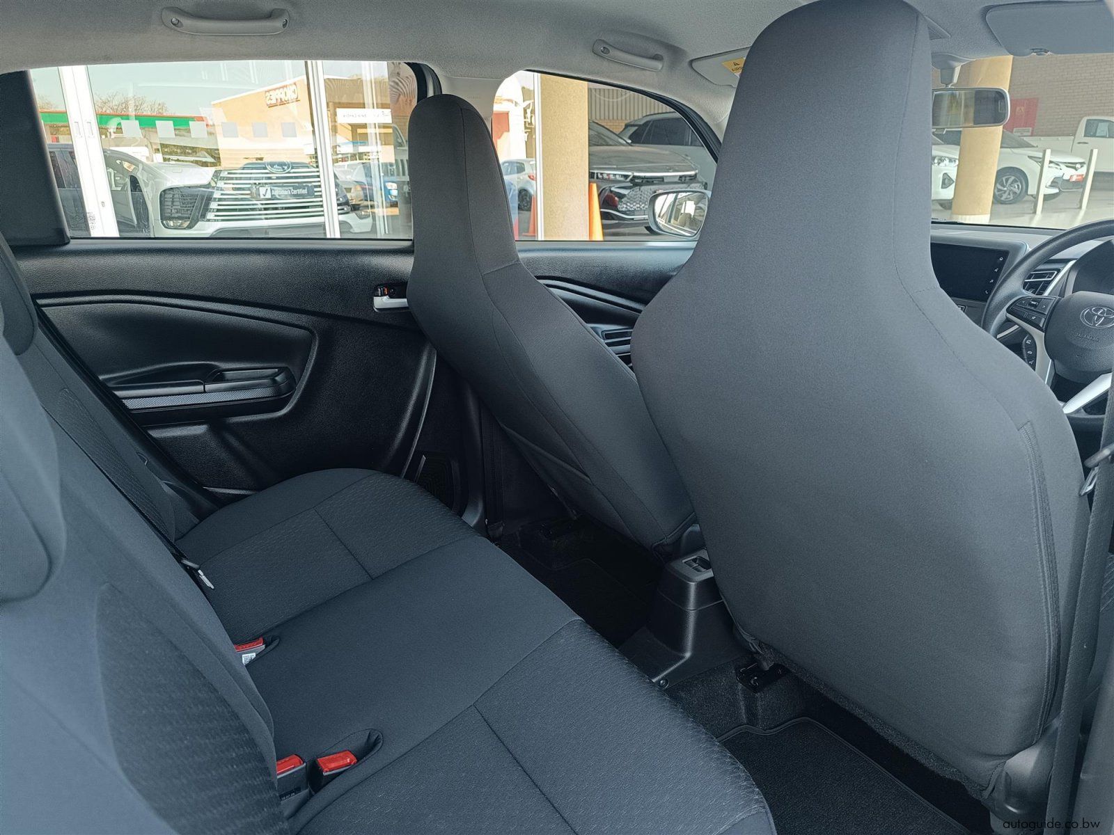 2026 Toyota Vitz 1.0L XR A/T photo