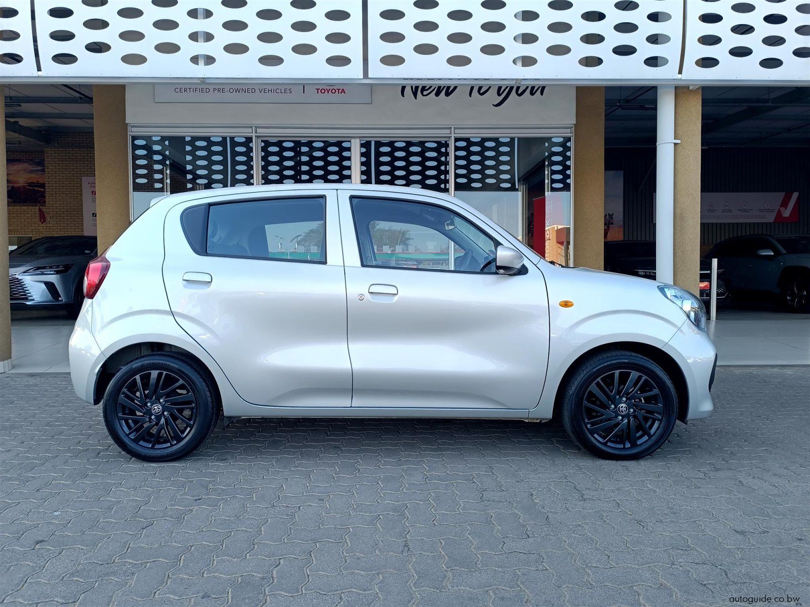 2026 Toyota Vitz 1.0L XR A/T photo