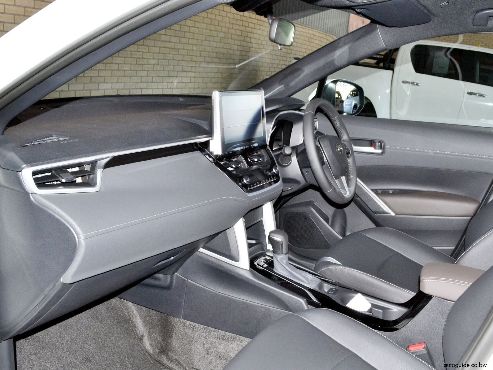 2026 Toyota Corolla Cross 1.8 XS HEV A/T photo
