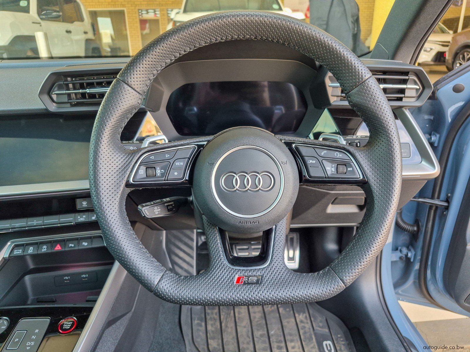 2024 Audi RS3 Sportback Quattro S tronic photo