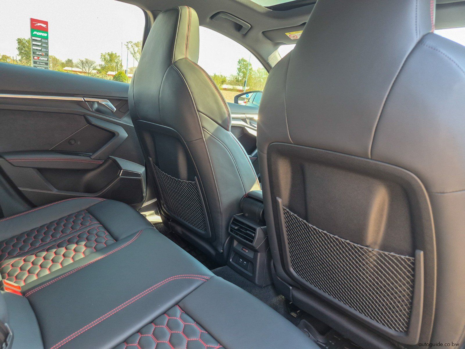 2024 Audi RS3 Sportback Quattro S tronic photo