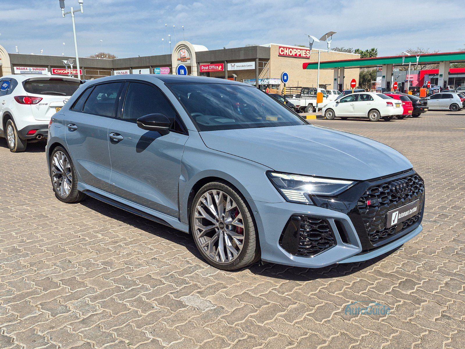 2024 Audi RS3 Sportback Quattro S tronic photo