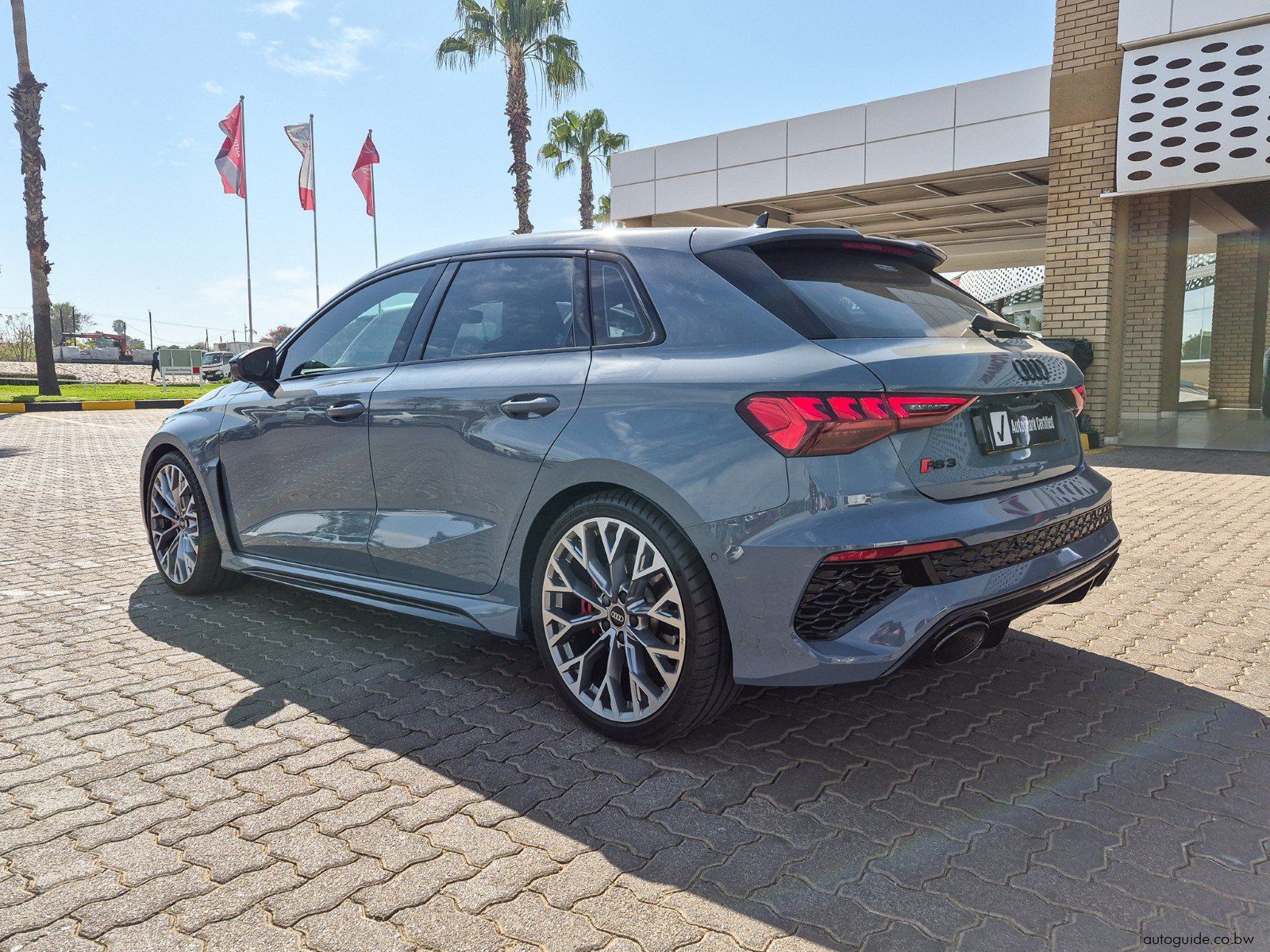 2024 Audi RS3 Sportback Quattro S tronic photo